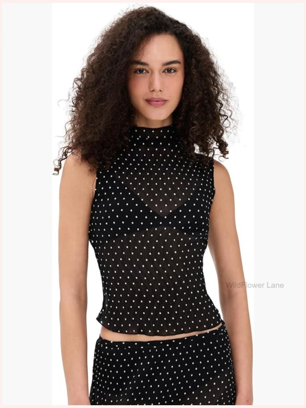 Slim Fit Mock Neck Sleeveless Tank Top Plisse Stretch